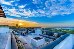 Casa Cielo Bonito-Rooftop-Pool-Oceanviews